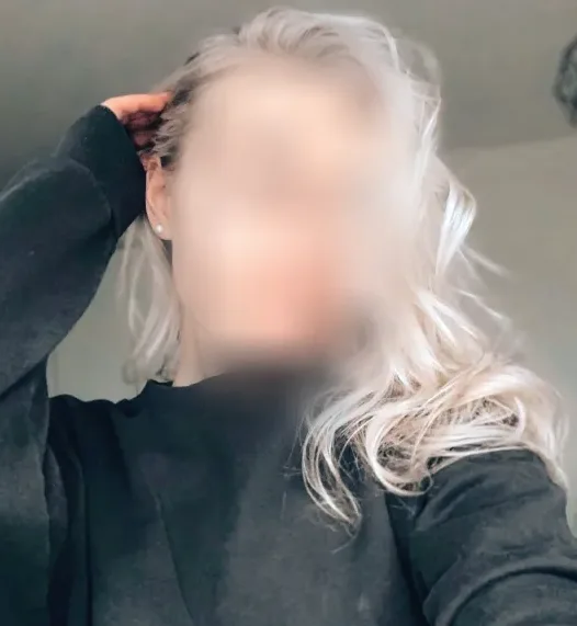 Erisa, 24 anni